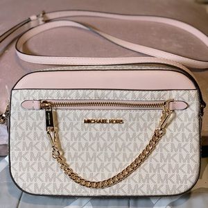 Crossbody Michael Kors bag ….BRAND NEW!!!